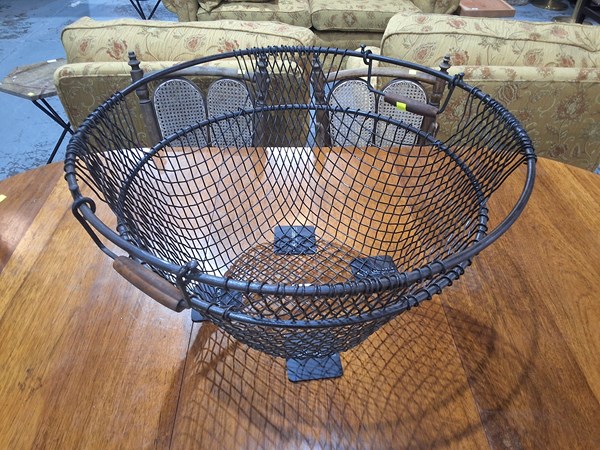 Lot 81 - WOOL/WOOD BASKET