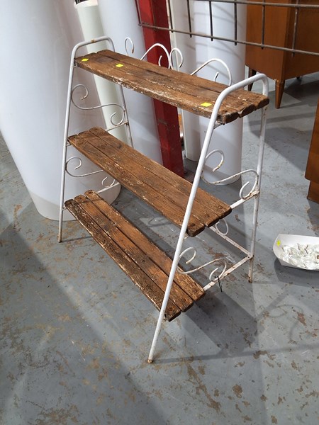 Lot 249 - PLANT STAND