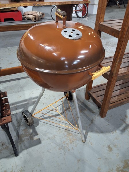 Lot 175 - WEBER BBQ