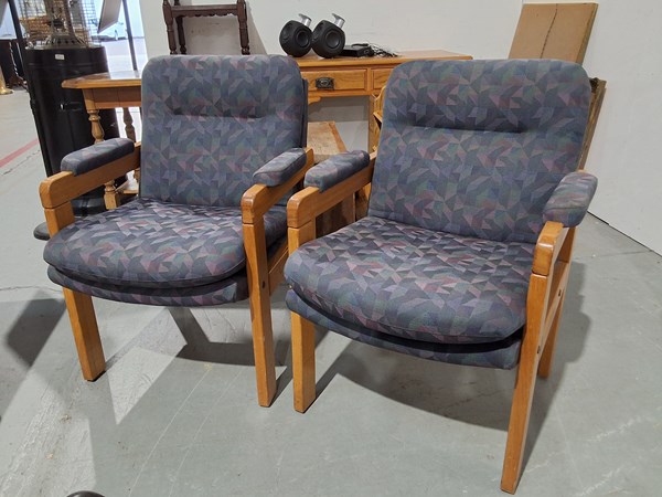 Lot 194 - PAIR OF ARMCHAIRS