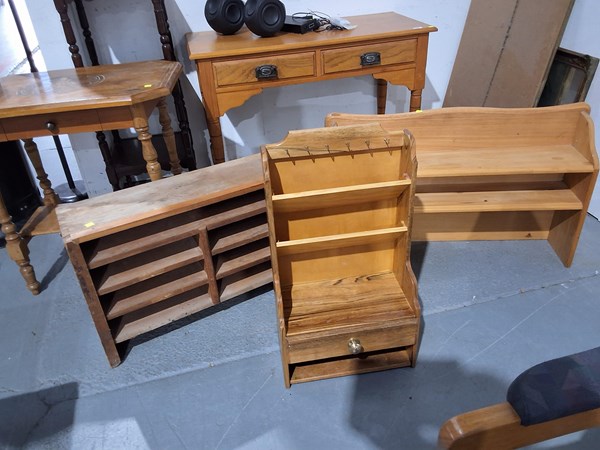 Lot 193 - SHELVING LOT