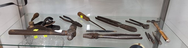 Lot 1394 - VINTAGE TOOLS