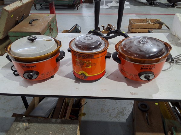 Lot 211 - THREE 1970S CROCK POTS