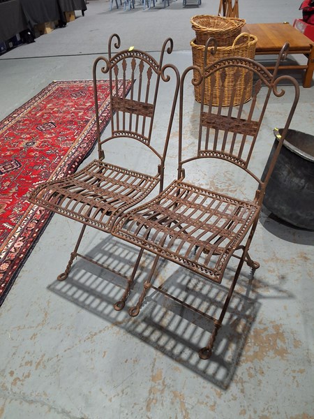 Lot 252 - GARDEN CHAIRS