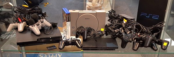 Lot 1308 - PLAYSTATION CONSOLES