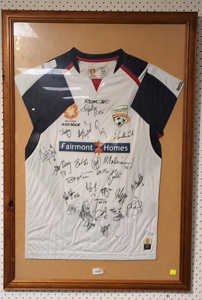 Lot 1057 - SIGNED ADELAIDE UNITED JERSEY