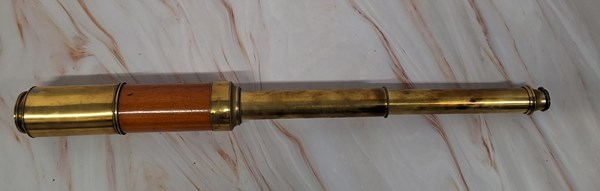 Lot 1121 - 19TH CENTURY TELESCOPE