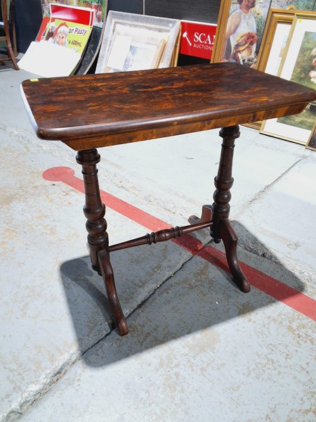 Lot 202 - OCCASIONAL TABLE