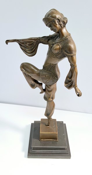 Lot 1251 - BRONZE DANCER STATUE