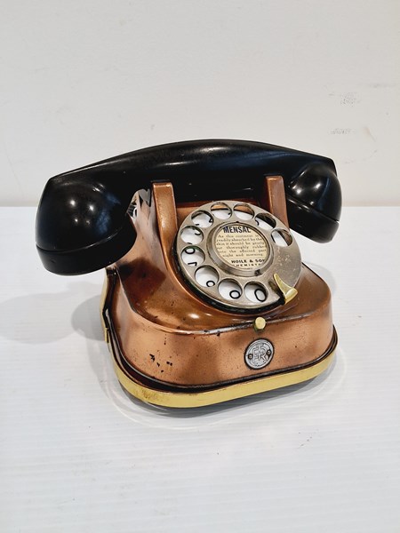 Lot 1226 - TELEPHONE