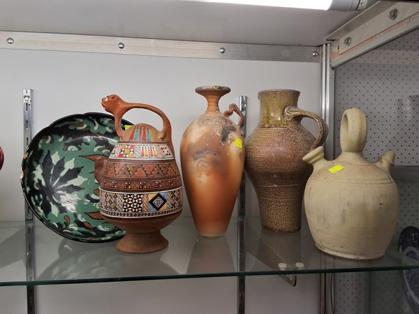 Lot 1220 - ASSORTED POTTERY