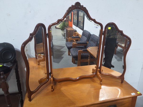 Lot 199 - DRESSING TABLE MIRROR