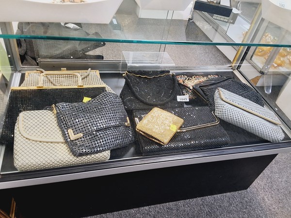 Lot 1043 - A COLLECTION OF HANDBAGS