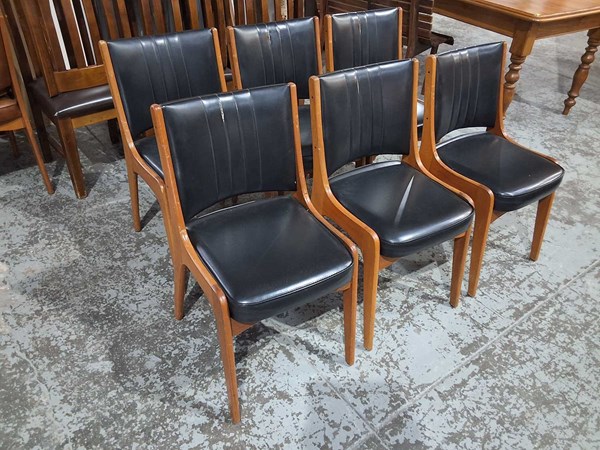 Lot 409 - SET OF SIX DINING CHAIRS