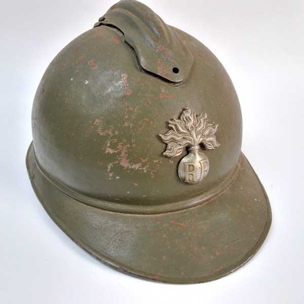 Lot 1204 - FRENCH MILITARY HELMET