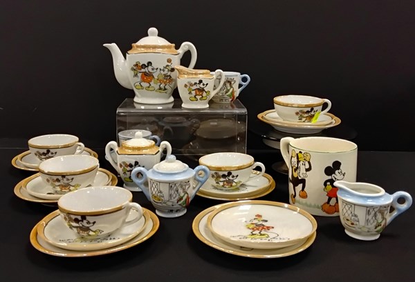 Lot 1189 - CHILDRENS TEASETS