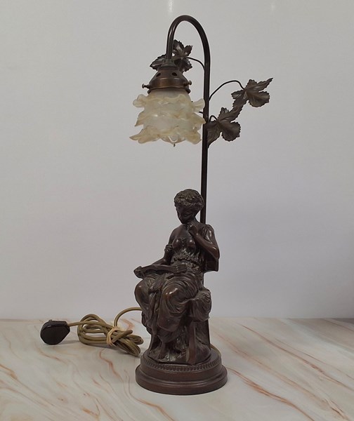 Lot 1277 - TABLE LAMP