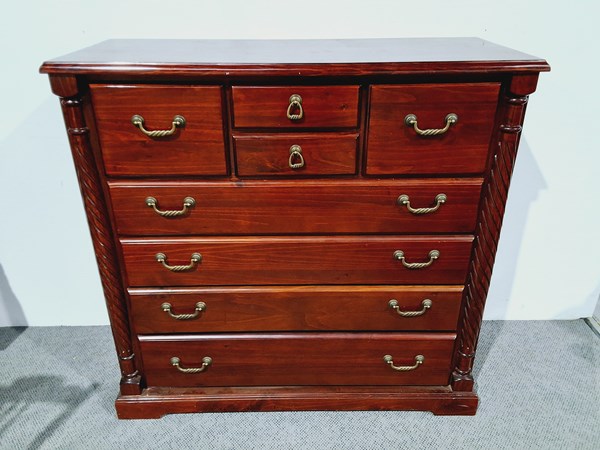 Lot 279 - CHEST OF DRAWERS