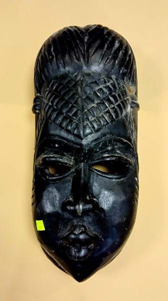 Lot 1345 - TIMBER MASK