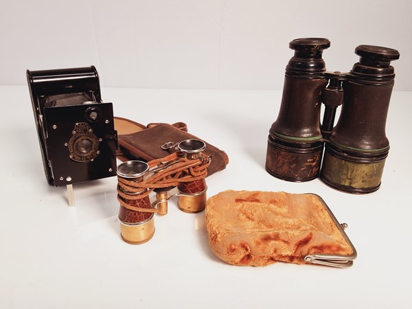 Lot 1178 - CAMERA AND BINOCULARS