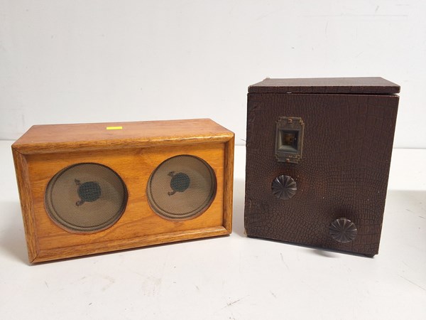 Lot 1388 - RADIO & SPEAKER