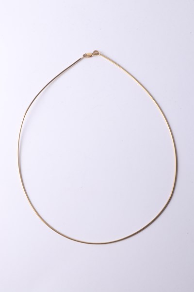 Lot 1024 - GOLD NECKLACE