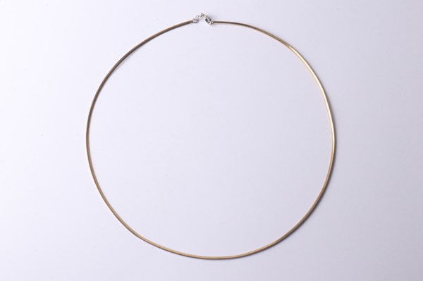 Lot 1034 - GOLD NECKLACE