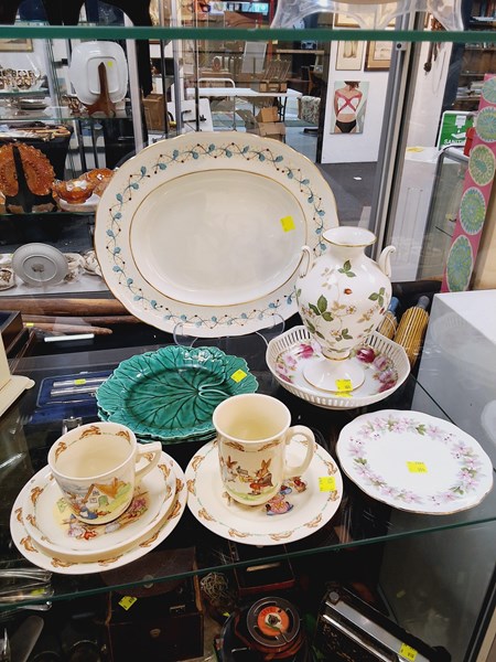 Lot 1320 - CHINAWARE