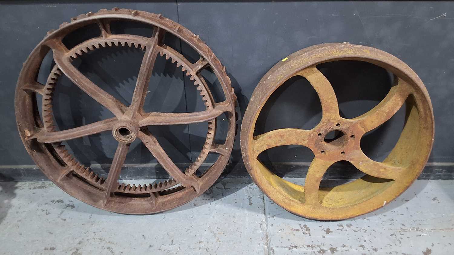 Lot 231 - AGRICULTURAL WHEELS