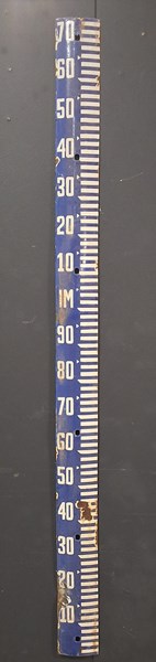 Lot 78 - FLOOD GAUGE