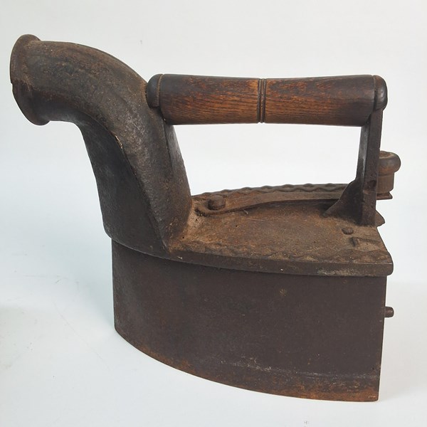 Lot 1365 - COAL IRON