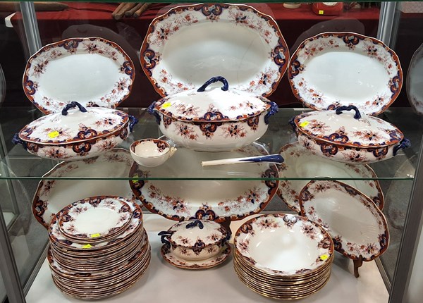 Lot 1216 - DINNER SERVICE