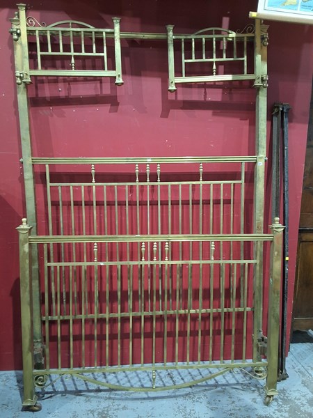 Lot 79 - BRASS BED