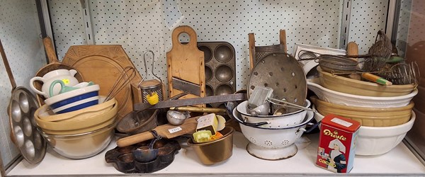 Lot 1315 - RUSTIC KITCHENWARE