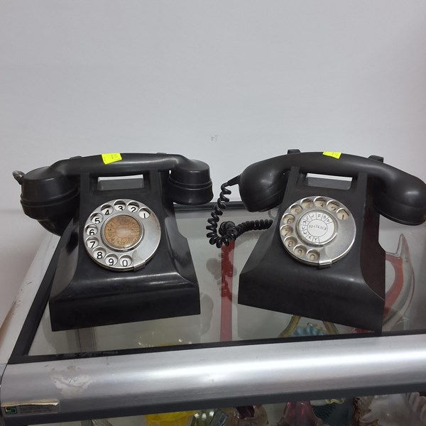 Lot 1398 - TELEPHONES