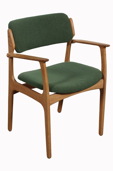 Lot 107 - OD-49 CHAIR