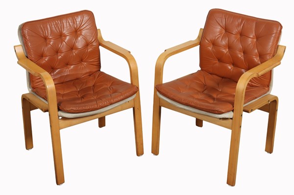 Lot 195 - PAIR OF ARMCHAIRS