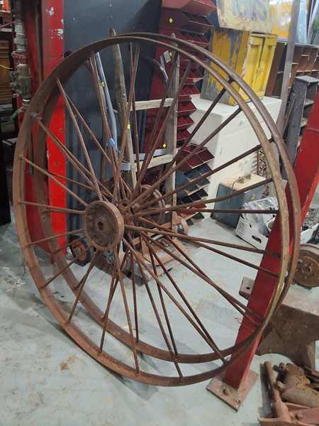 Lot 307 - WAGON WHEELS