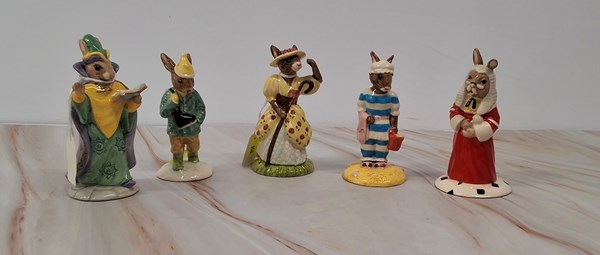 Lot 1170 - BUNNYKINS FIGURES