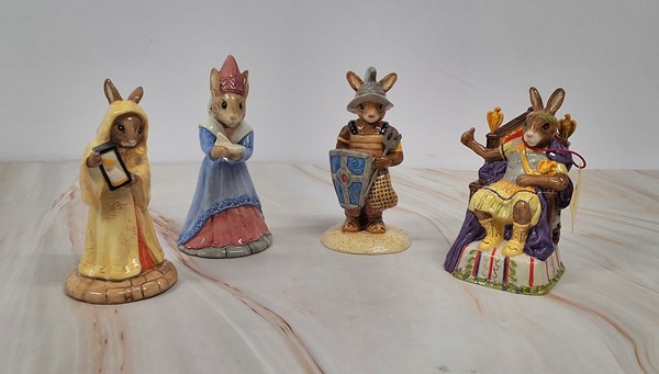 Lot 1177 - BUNNYKINS FIGURES