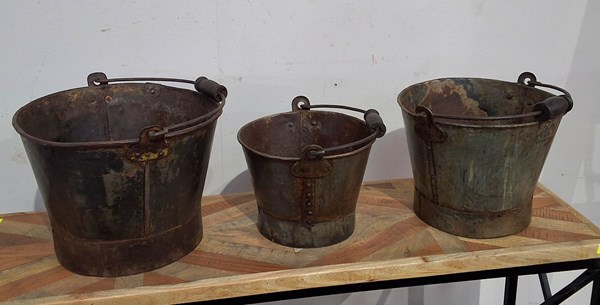 Lot 131 - THREE BUCKETS