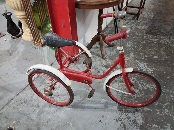 Lot 329 - TRICYCLE