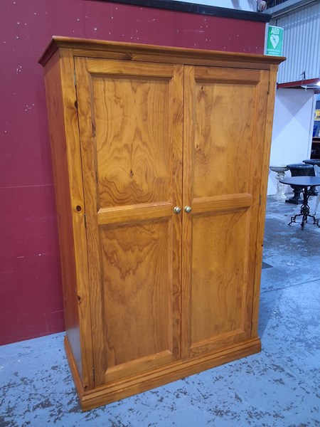 Lot 63 - WARDROBE