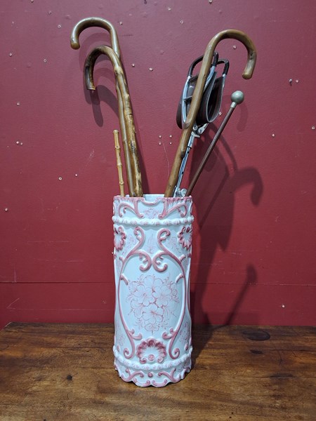 Lot 28 - UMBRELLA STAND