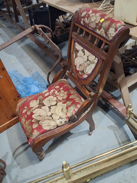 Lot 341 - PARLOUR CHAIR