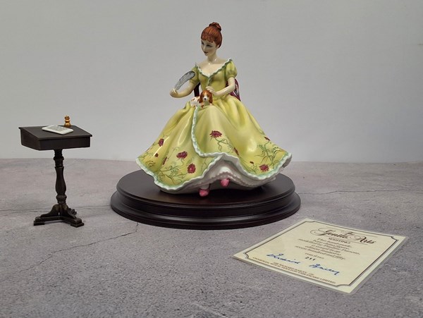 Lot 1214 - ROYAL DOULTON FIGURE