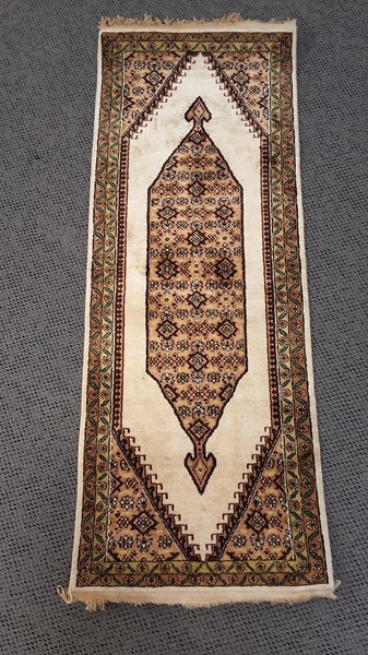 Lot 44 - WALL RUG