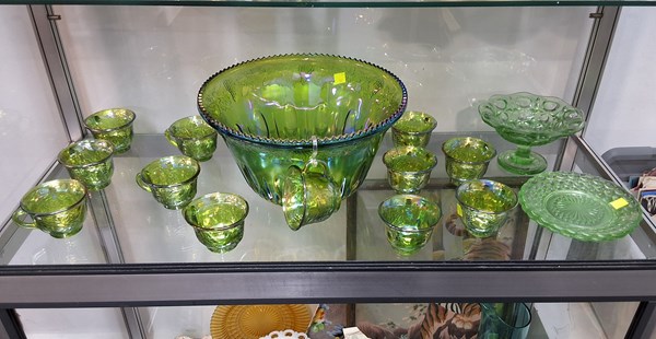 Lot 1347 - GREEN GLASSWARE