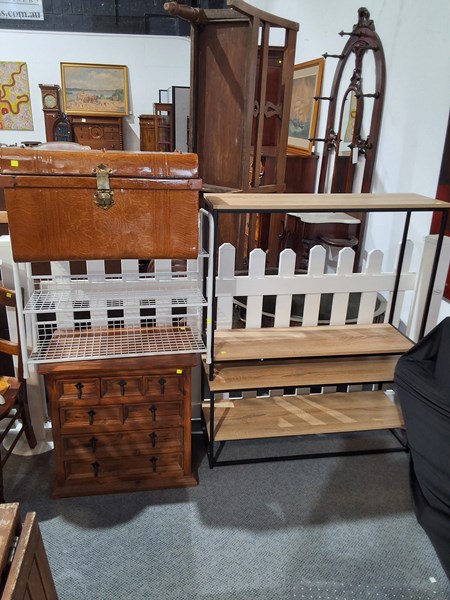 Lot 348 - STORAGE