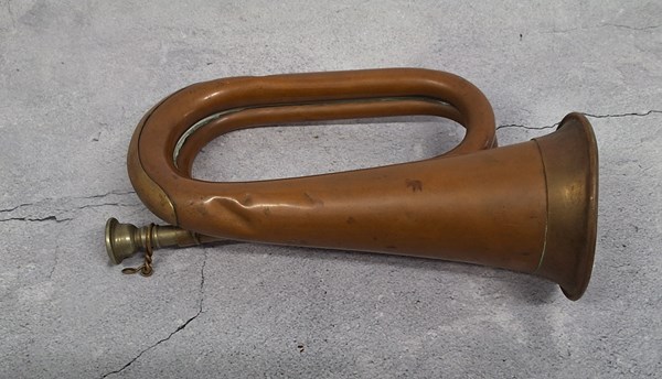 Lot 1254 - BUGLE